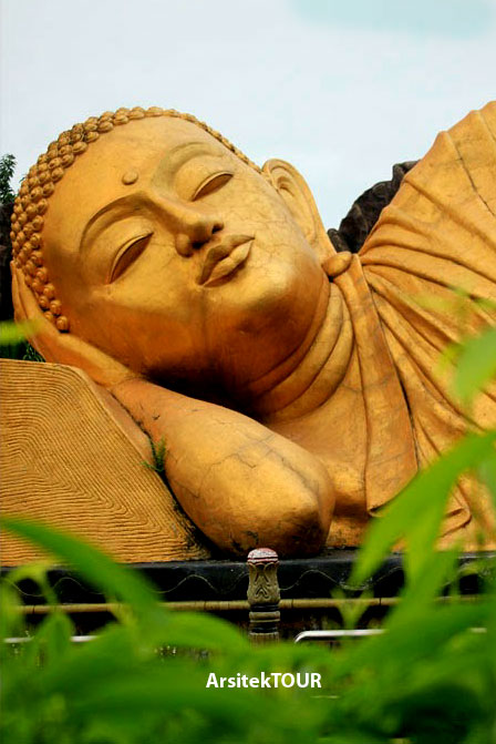 Budha Tidur 1_1.jpg